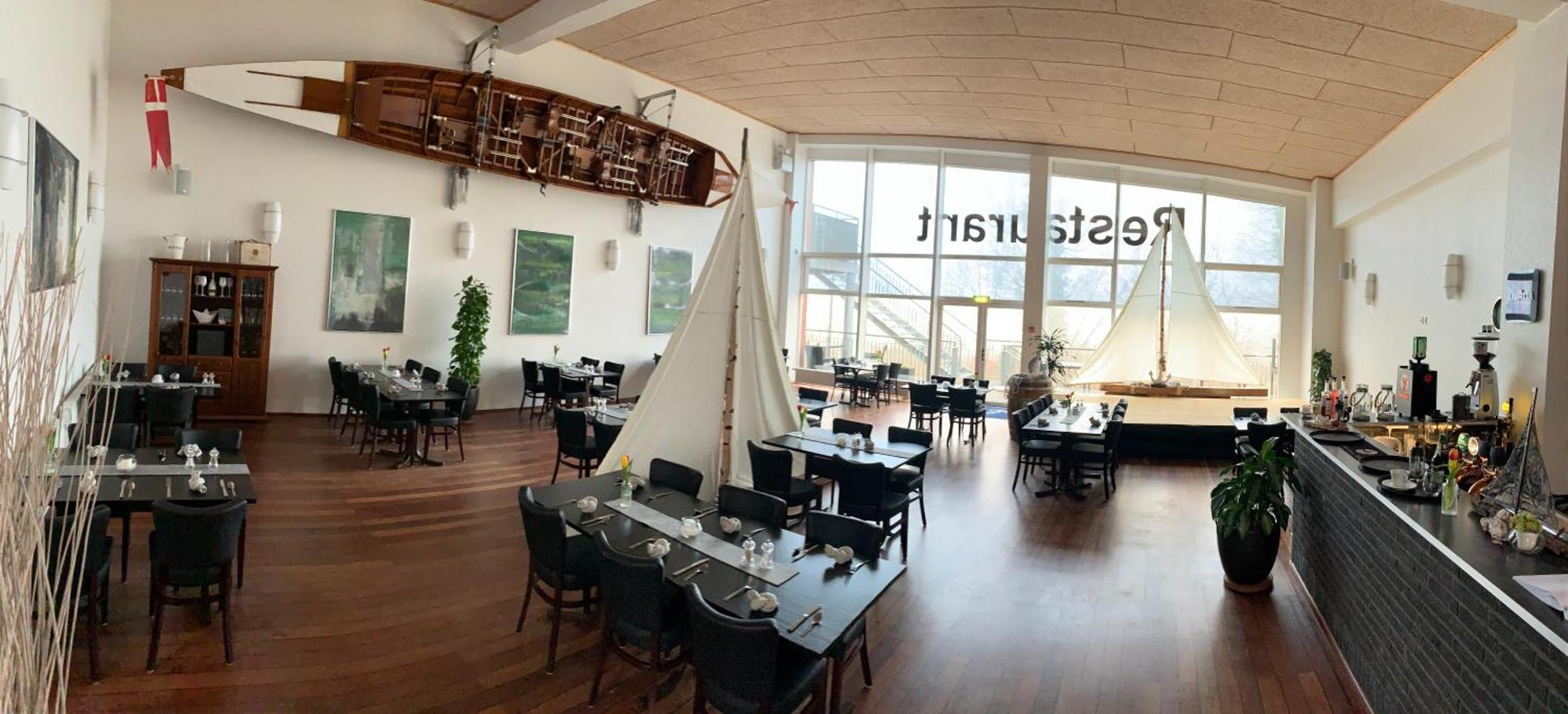 엔조이 리조트 마리나 피스케네스 그라스텐 외부 사진