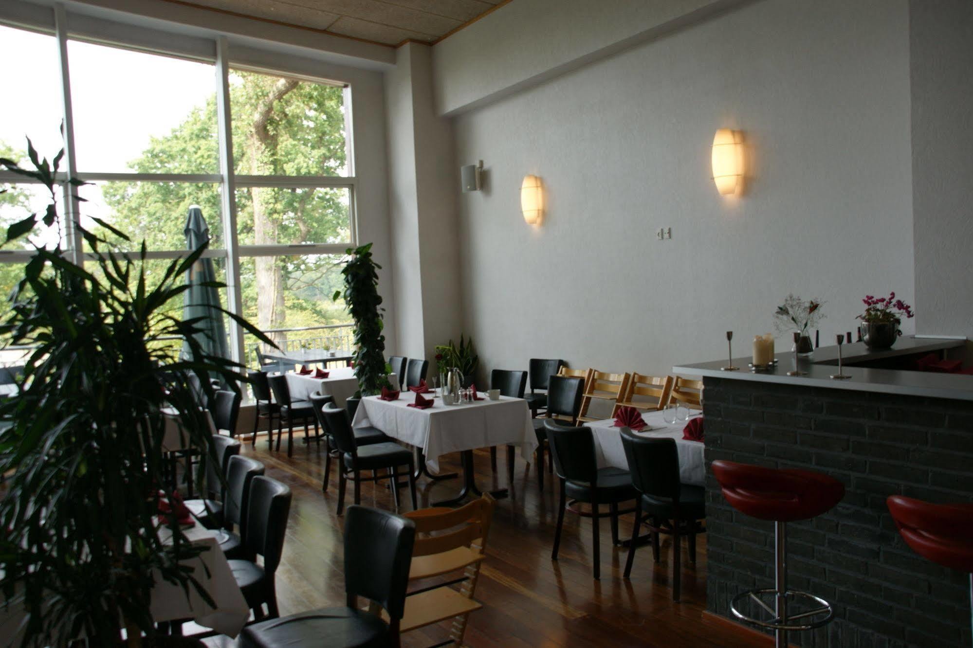 엔조이 리조트 마리나 피스케네스 그라스텐 외부 사진